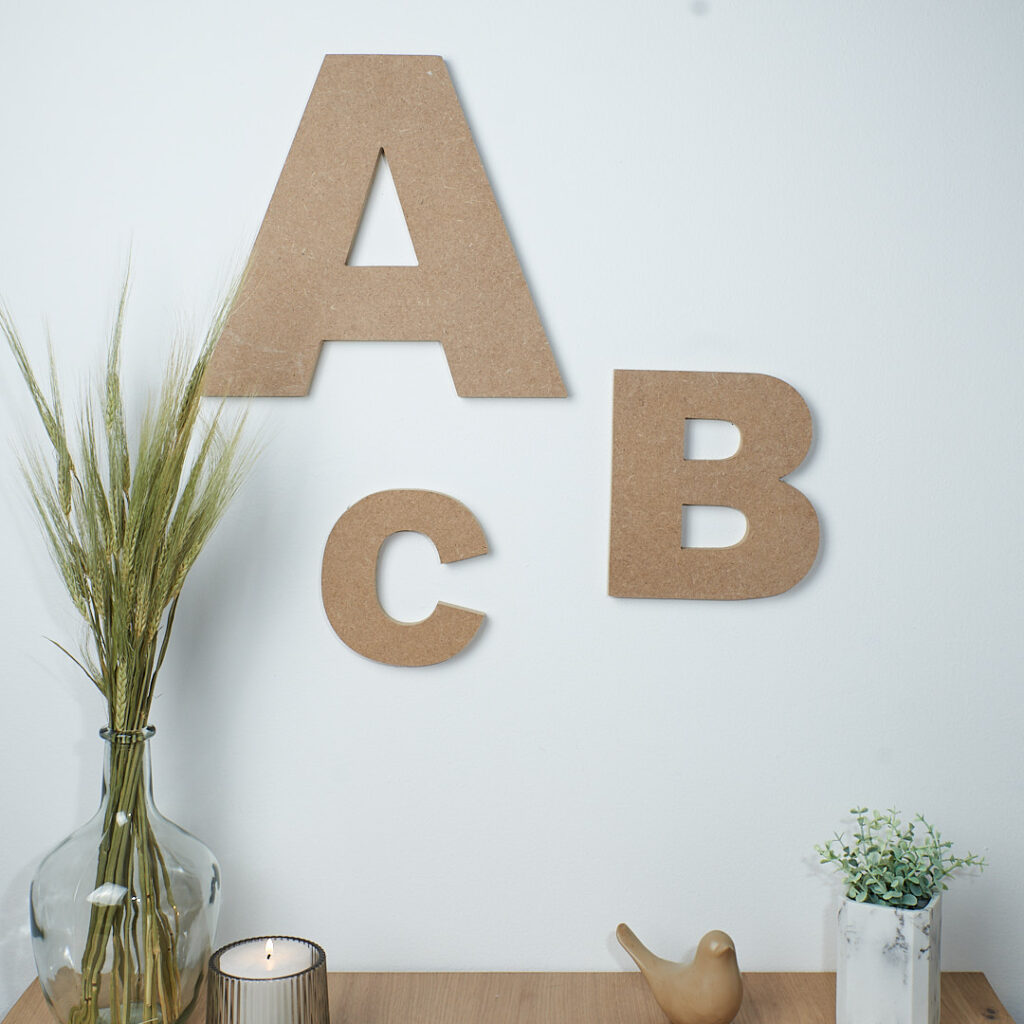 Lettres décoratives Arial murales en bois MDF